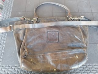 Bolso Bandolera Campomaggi de Cuero lavado.