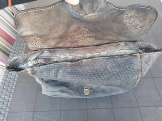Bolso Bandolera Campomaggi de Cuero lavado.