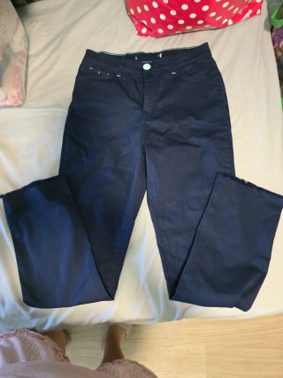Pantalón azul de mujer