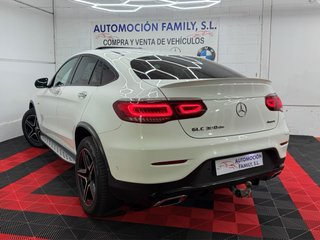 Mercedes-Benz GLC 300de Coupé AMG 306cv