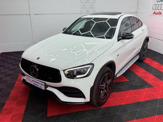Mercedes-Benz GLC 300de Coupé AMG 306cv