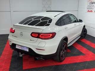 Mercedes-Benz GLC 300de Coupé AMG 306cv