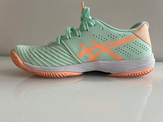 Zapatillas ASICS Pádel/Tenis Modelo Solution Swift