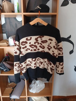 Maglione caldo leopardato