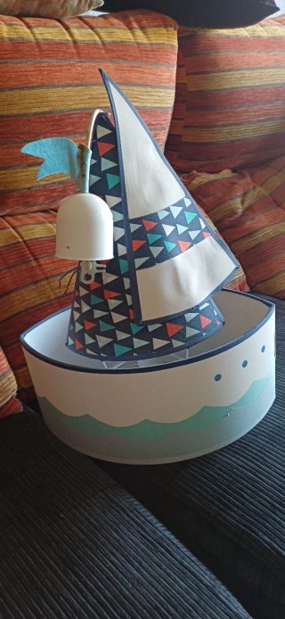 Lámpara infantil de techo