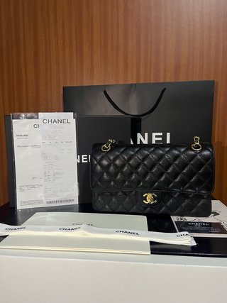 Chanel Classic Flap 11.12 A01112