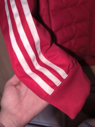 Chaqueta acolchada Adidas roja