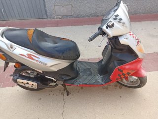 Moto Daelim E-Five 50