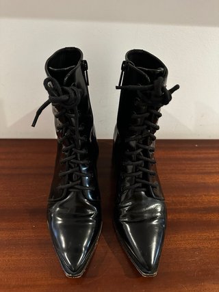 Botines de tacón negros