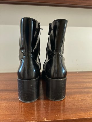 Botines de tacón negros