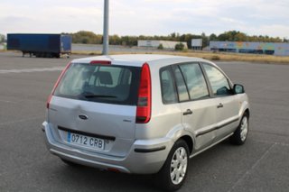 Ford Fusion 2003