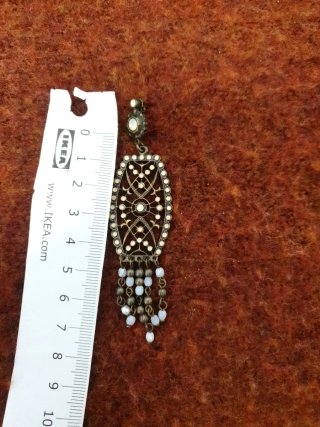 Pendientes largos bisutería dorados