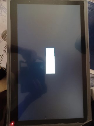 Schermo con touchscreen