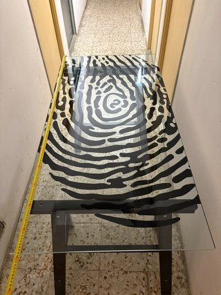 Mesa escritorio cristal diseño huella dactilar