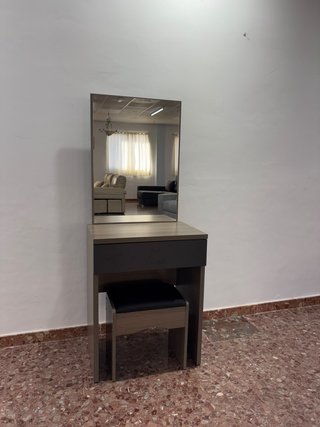 Mueble Tocador Estrecho Con Cajonera y Banqueta!