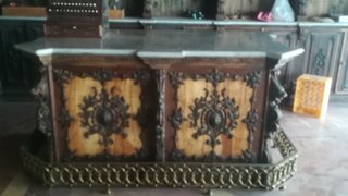 Mobiliario de barbería antiguo