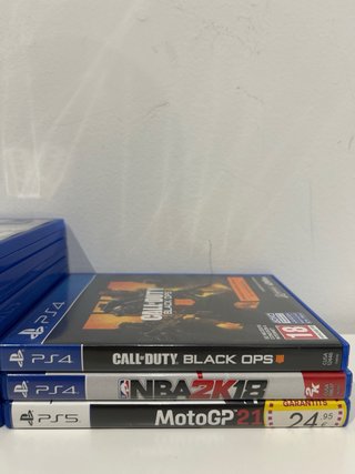Lotto di giochi PS4/PS5 - FIFA, CoD, NBA e MotoGP