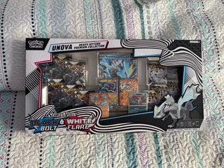 COLECCION POKEMON UNOVA PREMIUM HEAVY HITTERS