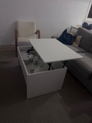 Mesa de centro elevable blanca