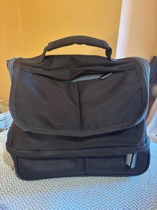 Neceser de viaje Premium - Sele. Jesus del Pozo