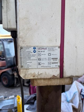 Taladro de columna industrial Optimum con premsa