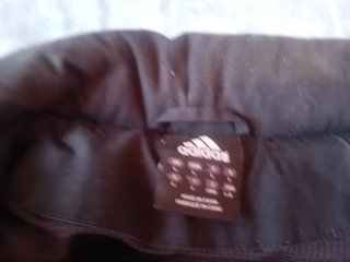 Chaqueta adidas negra