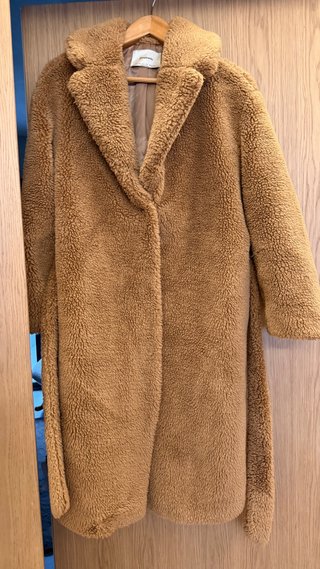 Abrigo peluche Stradivarius marrón Talla XS
