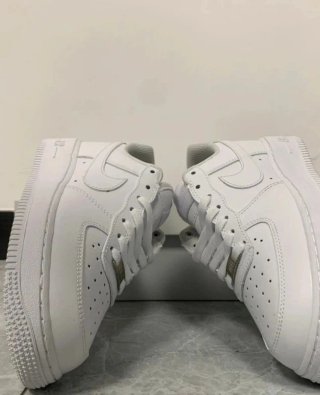 Nike Air Force 1 Low '07 Talla 43