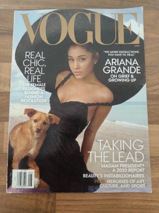 Revista VOGUE USA Julio 2019 - ARIANA GRANDE Cover