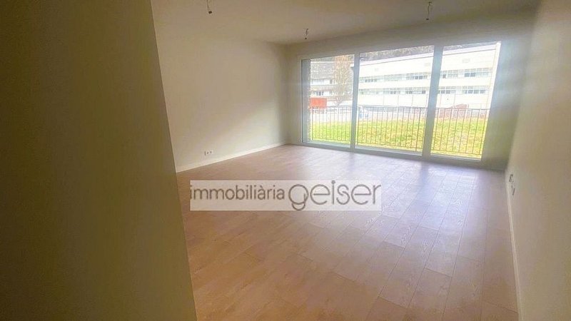 3-bedroom flat for rent in Ordino · 3 of 16