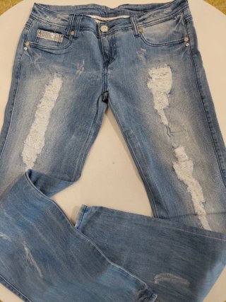 Jeans strappati donna