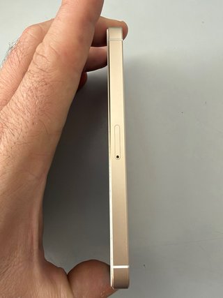 iPhone SE 16GB Gold Apple