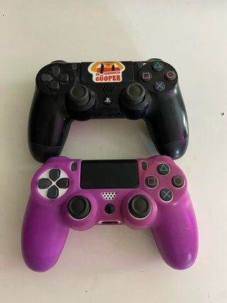 Consola PS4 + 2 Mandos + 4 Juegos Negociable