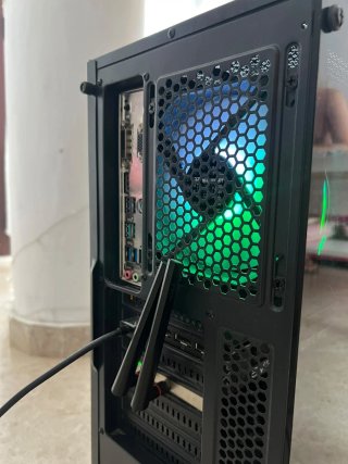 PC Gaming Torre con Iluminación RGB