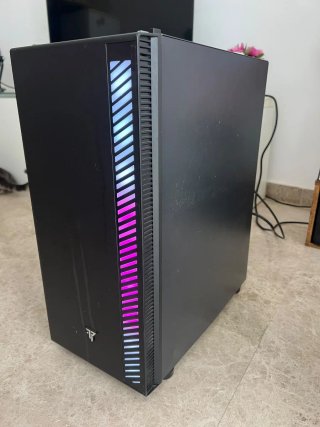 PC Gaming Torre con Iluminación RGB