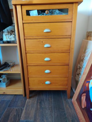 Cajonera de madera con 6 cajones