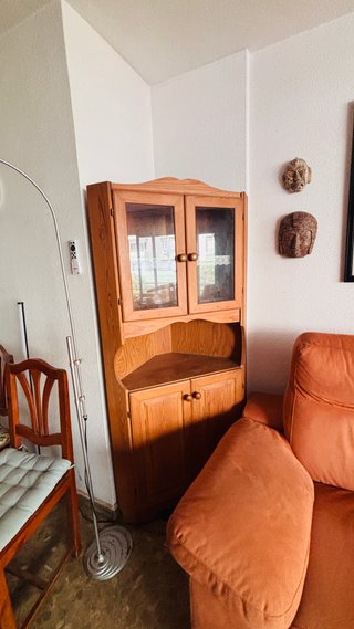 Mueble esquinero madera pino vitrina