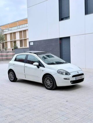 FIAT Punto 2013 AUTOMÁTICO
