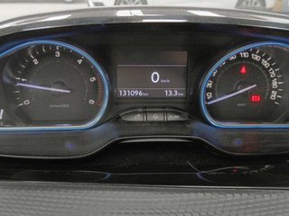 Peugeot 2008 e-HDI 115 Allure 84 kW (115 CV)