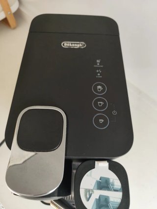 Macchina da caffè Nespresso De'Longhi