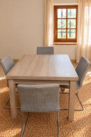 Mesa extensible comedor + 4 sillas