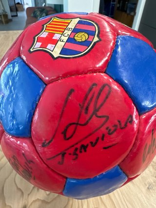 Balón Fimado por 18 jugadoresdel FC Barcelona 2003