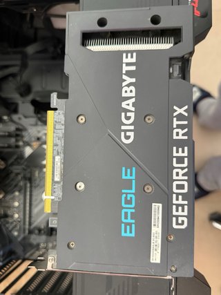 Tarjeta Gráfica Gigabyte RTX 3050 8GB