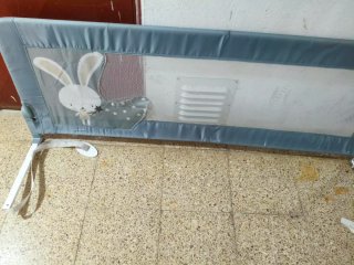 Barrera de Cama Infantil con Diseño de Conejo