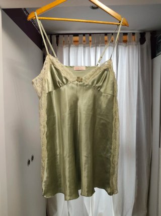 Camisón lencero y Bata Verde