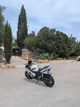 Suzuki GSX-R 600 Blanca