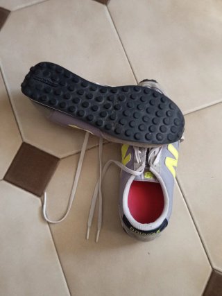 Zapatillas New Balance Grises y Verdes