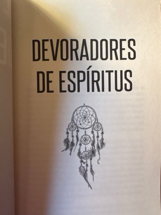 Devoradores de espíritus (Roberto Fuentes) (Spa...