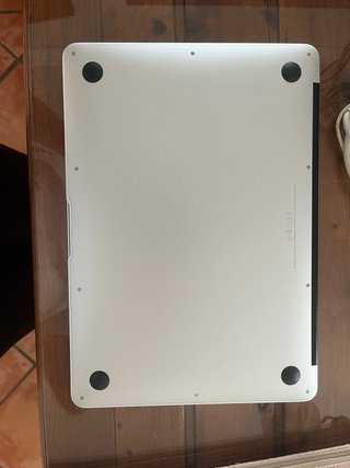 MacBook Air 13” 128GB (2017) con cargador