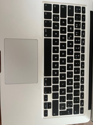 MacBook Air 13” 128GB (2017) con cargador